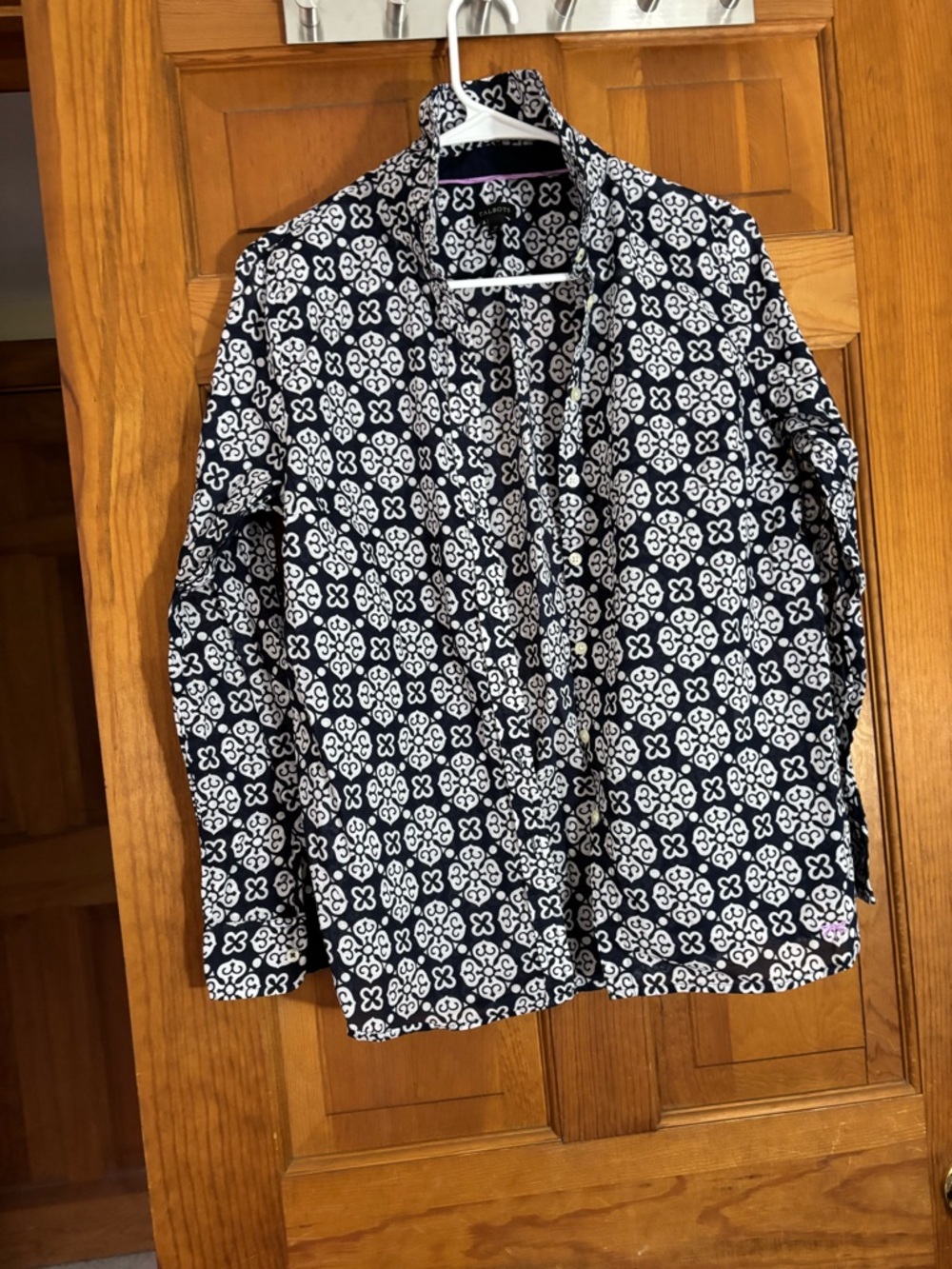 Talbots Navy & White Geometric Button Down Blouse Medium